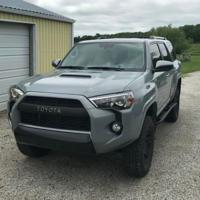 Minimally-modified Toyota 4Runner equipped with a set of rock sliders from C4 Fabrication.