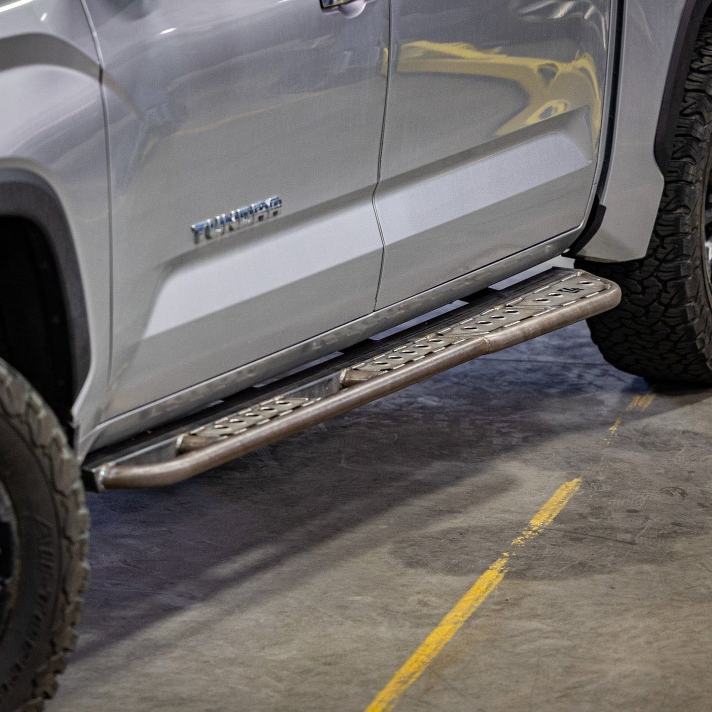 2022 Tundra Rock Sliders 