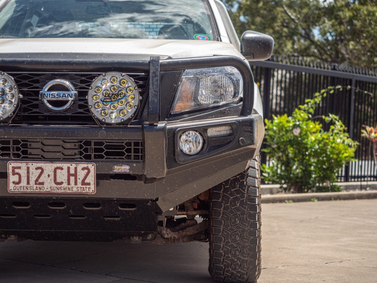 DOBINSONS BULL BAR BLACK DELUXE FOR NISSAN NAVARA/FRONTIER D23/NP300 2015 - 2020 - BU45 - 3700 - Sniper Custom Trucks