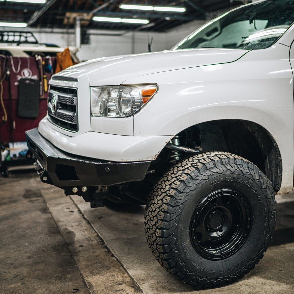 Side view of the C4 Overland Bumper for the Toyota Tundra showing the bumper without either of the bull bar options. 