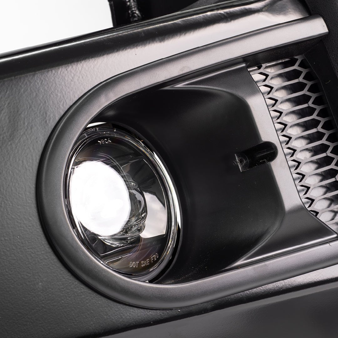 BLACK DELUXE GEN 2 BULL BAR LAND CRUISER 200 SERIES 2008 - 2021 - BU59 - 5545 - Sniper Custom Trucks