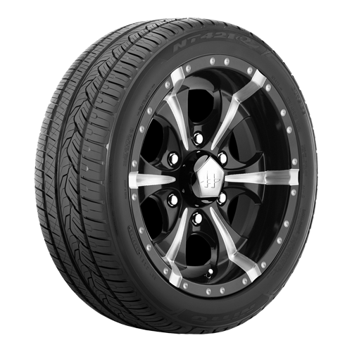 NT421Q 225/55R18 102V XL 27.7